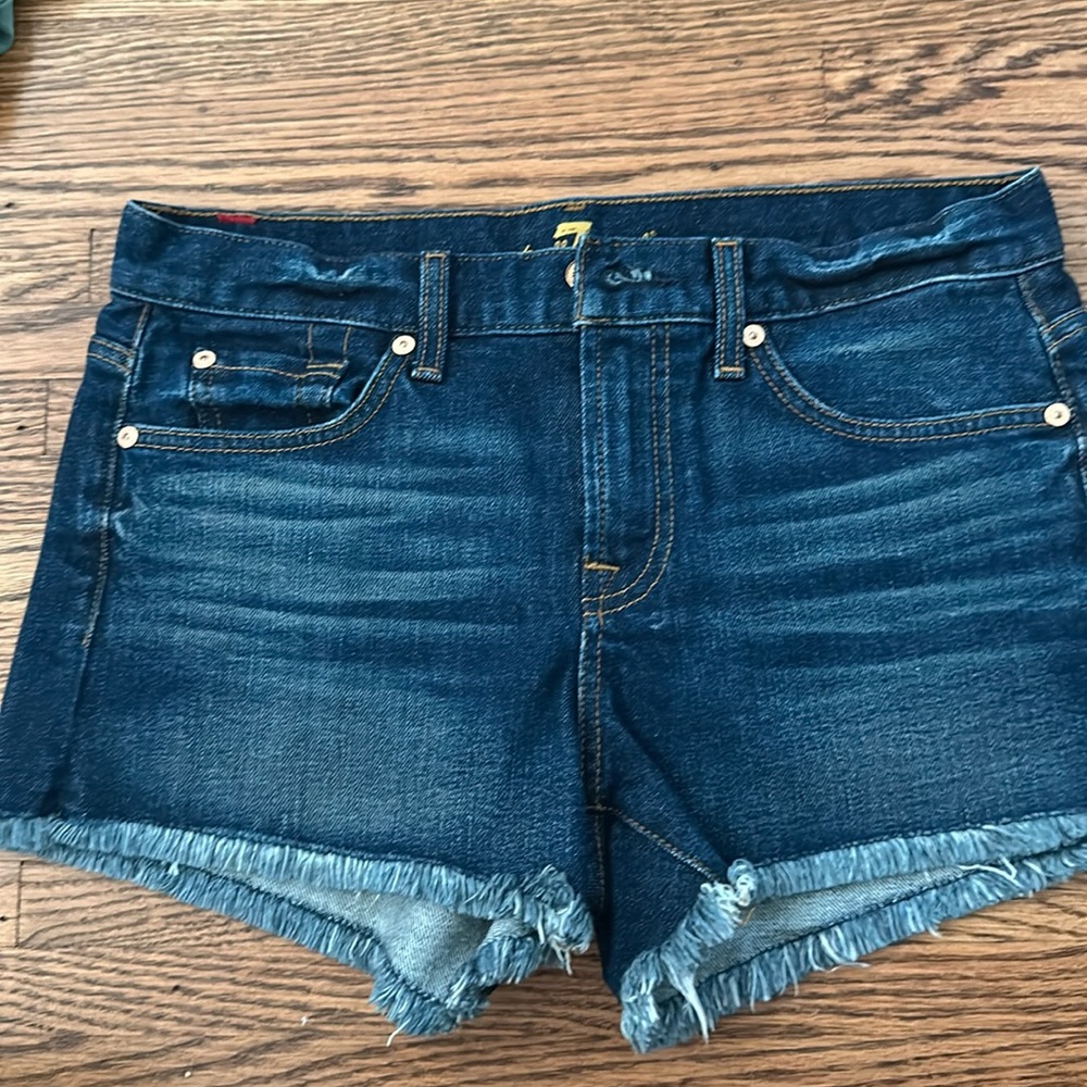 7 for All Mankind Jean women’s shorts, size 27
